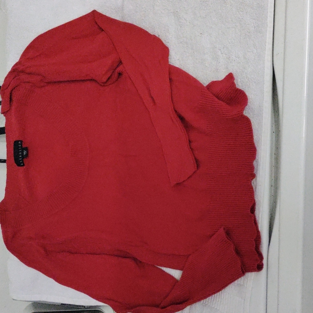 Red Pullover Sweater Large